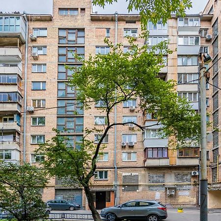 We'Reinkiev Near Pecherska Metro Station. Esterno foto